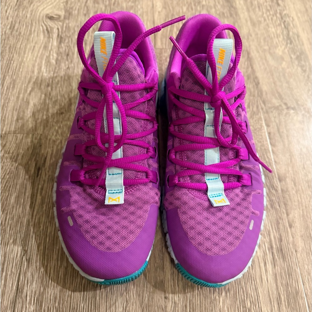 Women’s Nike Metcon 5 Hyper Violet